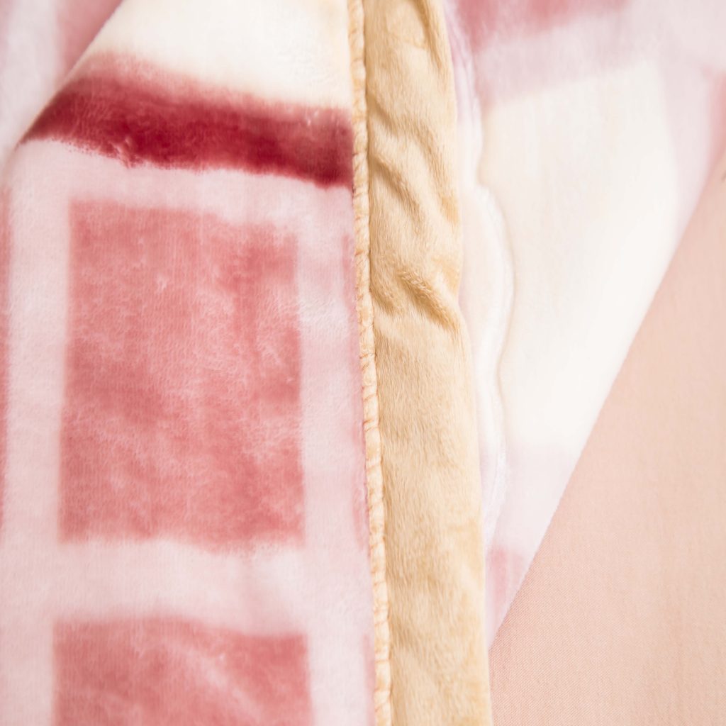 Heavy Korean Mink Blanket King Size/Queen Size Warm World Group